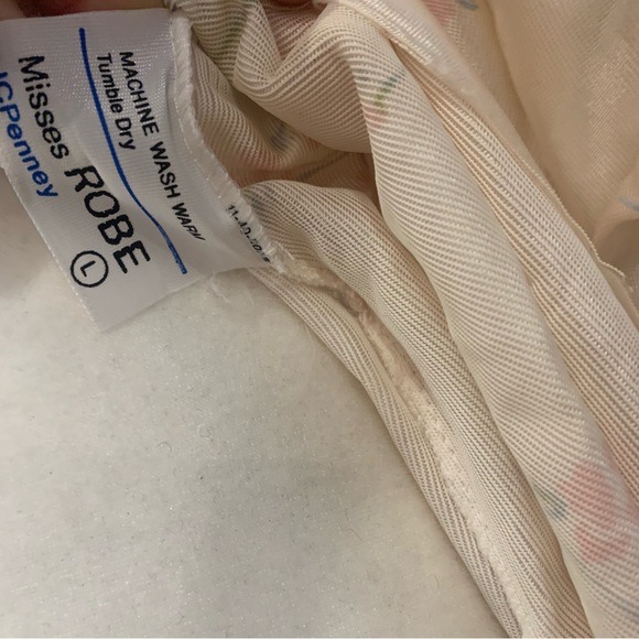 Vintage JC Penney Misses Robe Satin Floral Puff Sleeve Ruffle Trim Robe - Picture 14 of 16